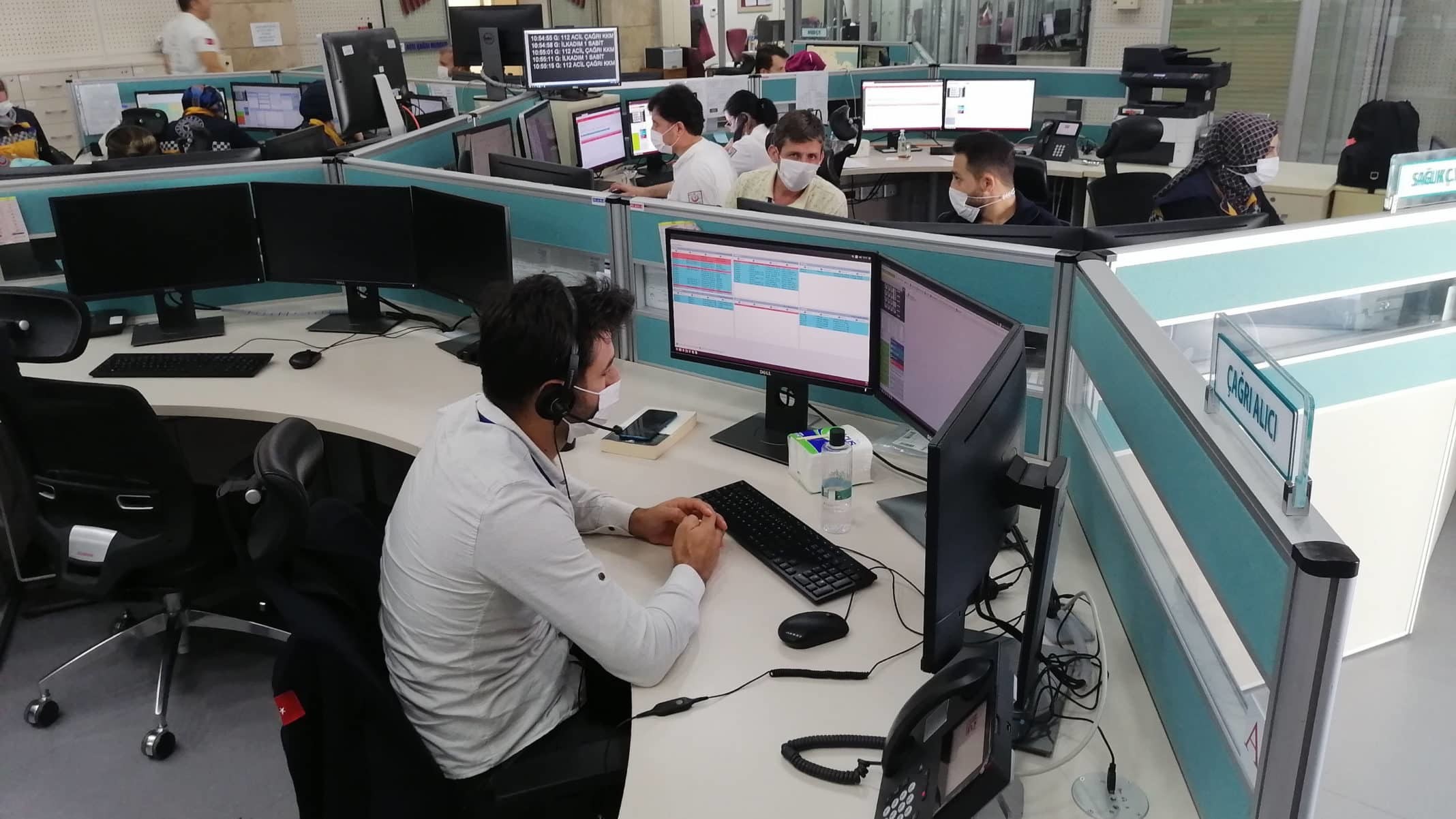 Samsun 112 Acil Çağrı Merkezi'ni arayarak, gereksiz ve asılsız ihbarlarda bulunanlar, tek tek tespit edilerek, para cezası uygulanıyor.