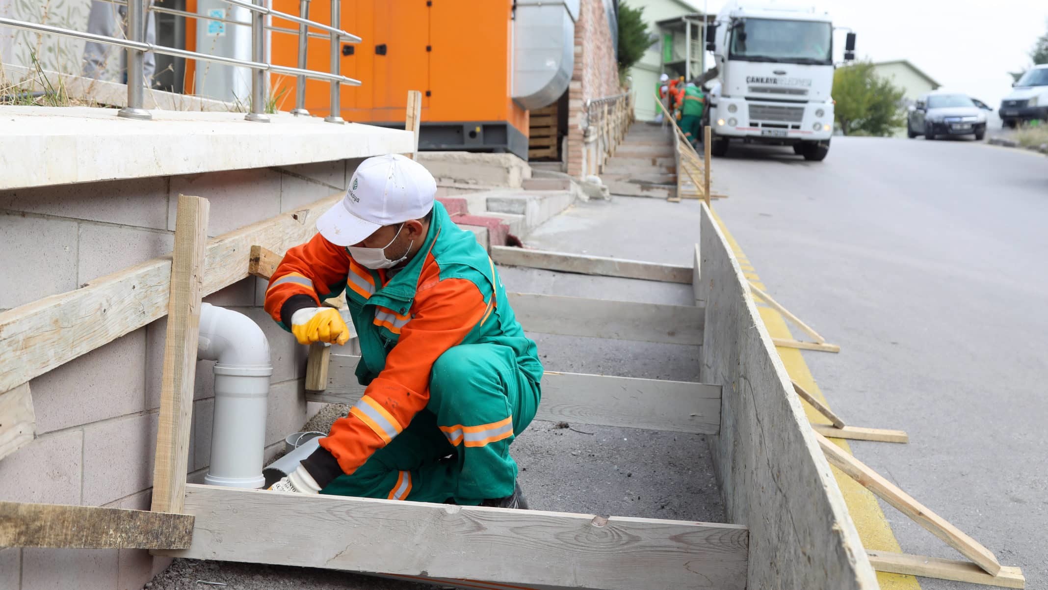 Asfalt çalışmalarını tamamlamayı hedefliyor