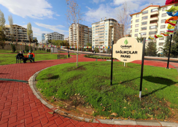 Çankaya Belediye Başkanı Alper Taşdelen, geçtiğimiz ay açtığı 4 parkın ardından isimleri bir birinden anlamlı 3 yeni park daha açtı.