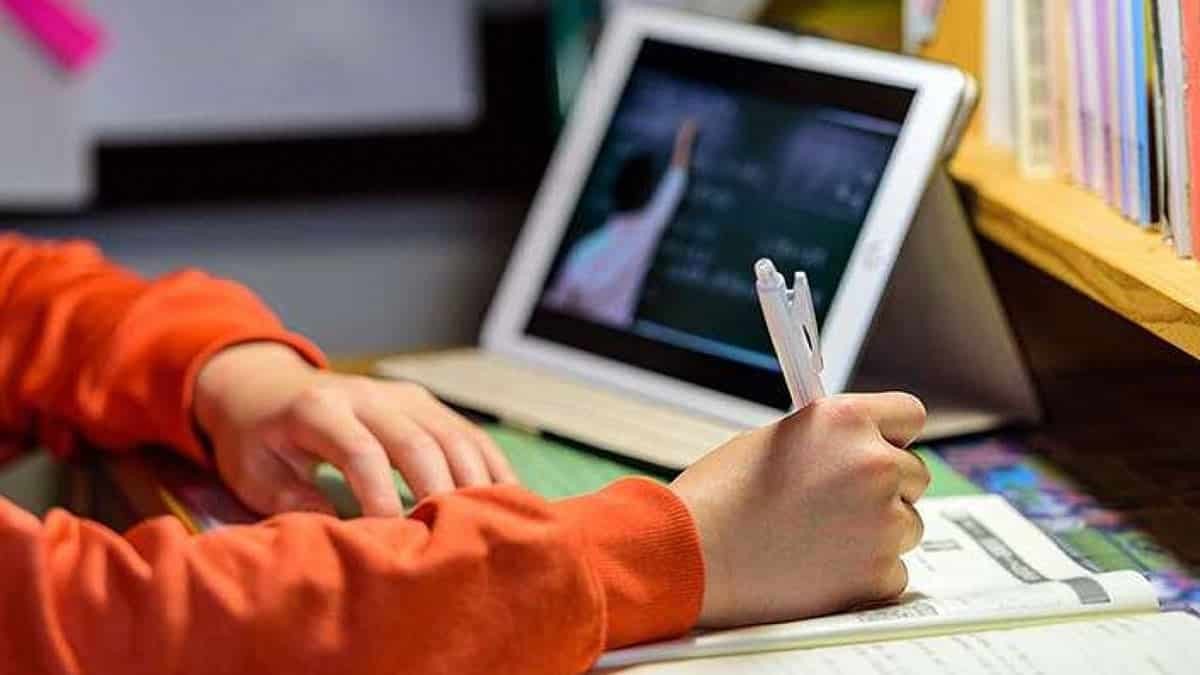 31 Aralık 2020 tarihine kadar uzaktan eğitim