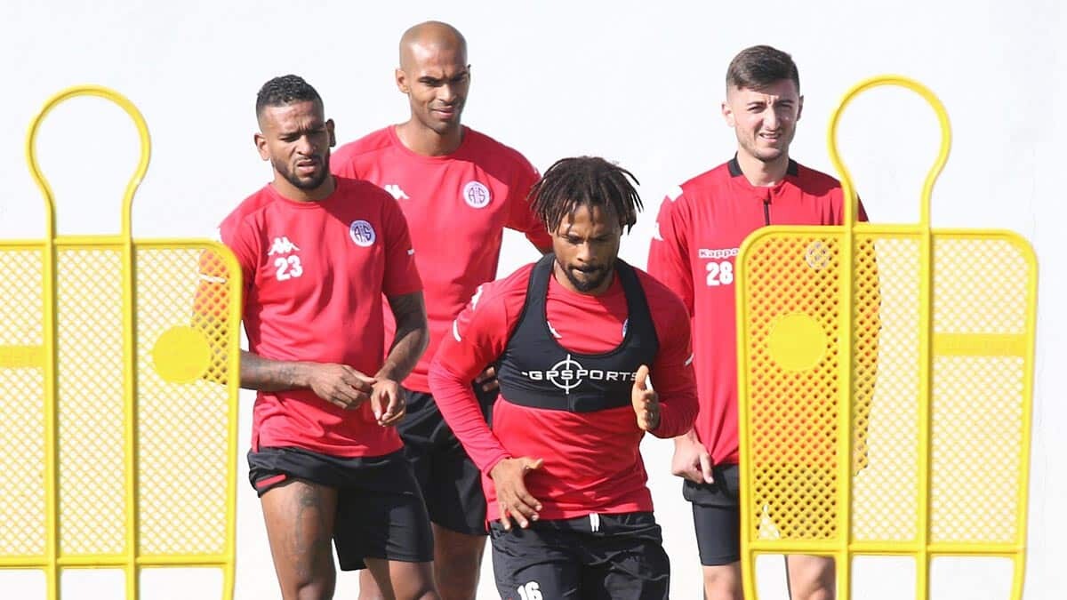 Antalyaspor Fenerbahçe ile 49'uncu kez karşı karşıya