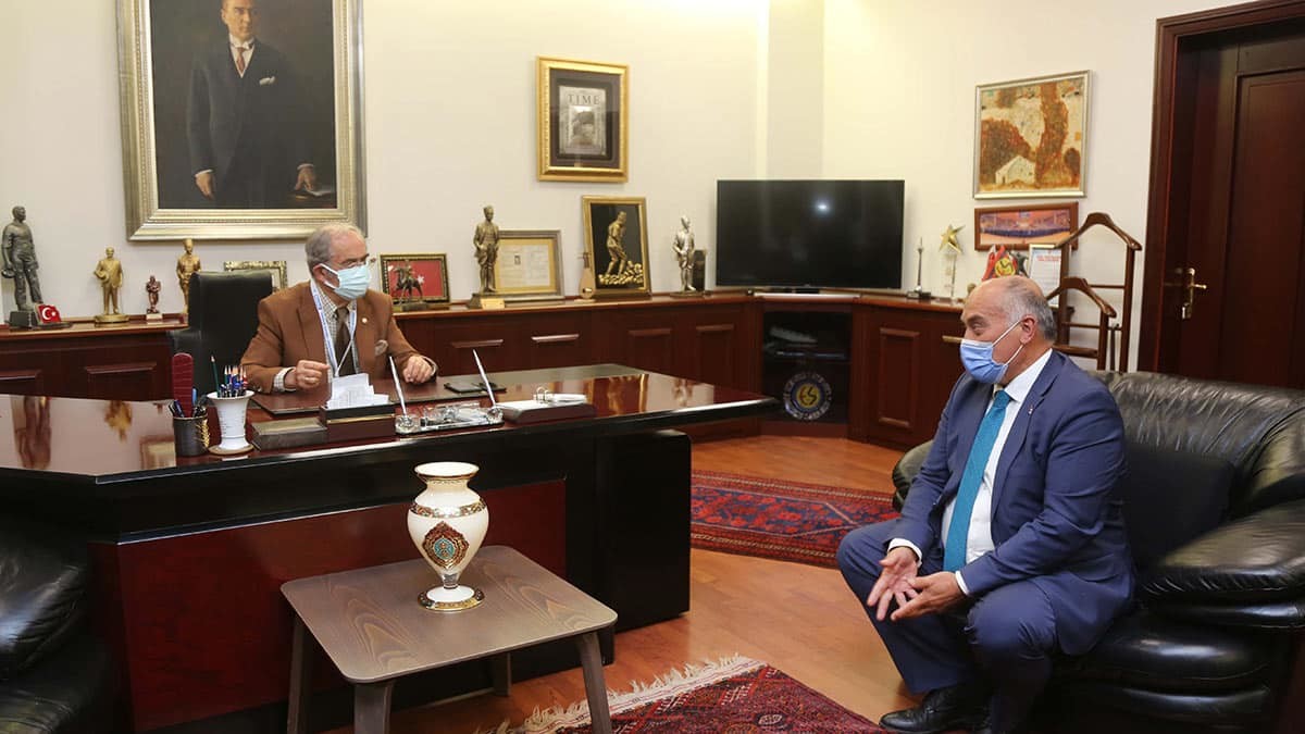 Han Belediye Başkanı Erdal Şanlı'dan Büyükerşen'e ziyaret