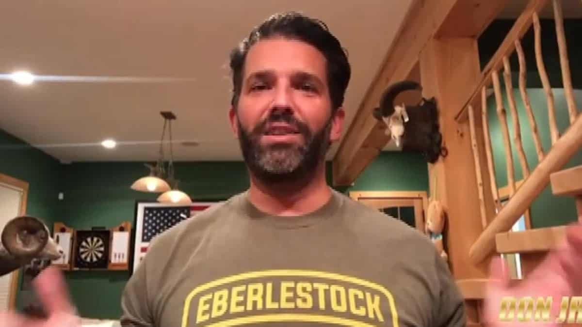 Donald Trump Jr kitap ve film tavsiyesi istedi