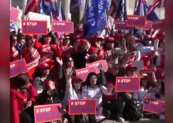 arşıt protestoların da yapıldığı ifade edilirken, ülkenin geri kalanında da ‘Milyon MAGA (Make America Great Again) Yürüyüşü’, ‘Çalmayı Durdur’ ve ‘Trump için Yürüyüş’ adlı benzeri mitingler planlandığı belirtildi.