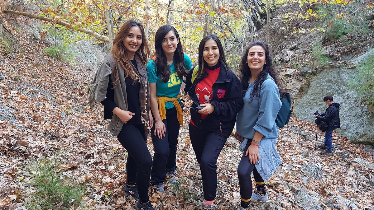 Sonbahar anlatılmaz yaşanır yürüyüşü