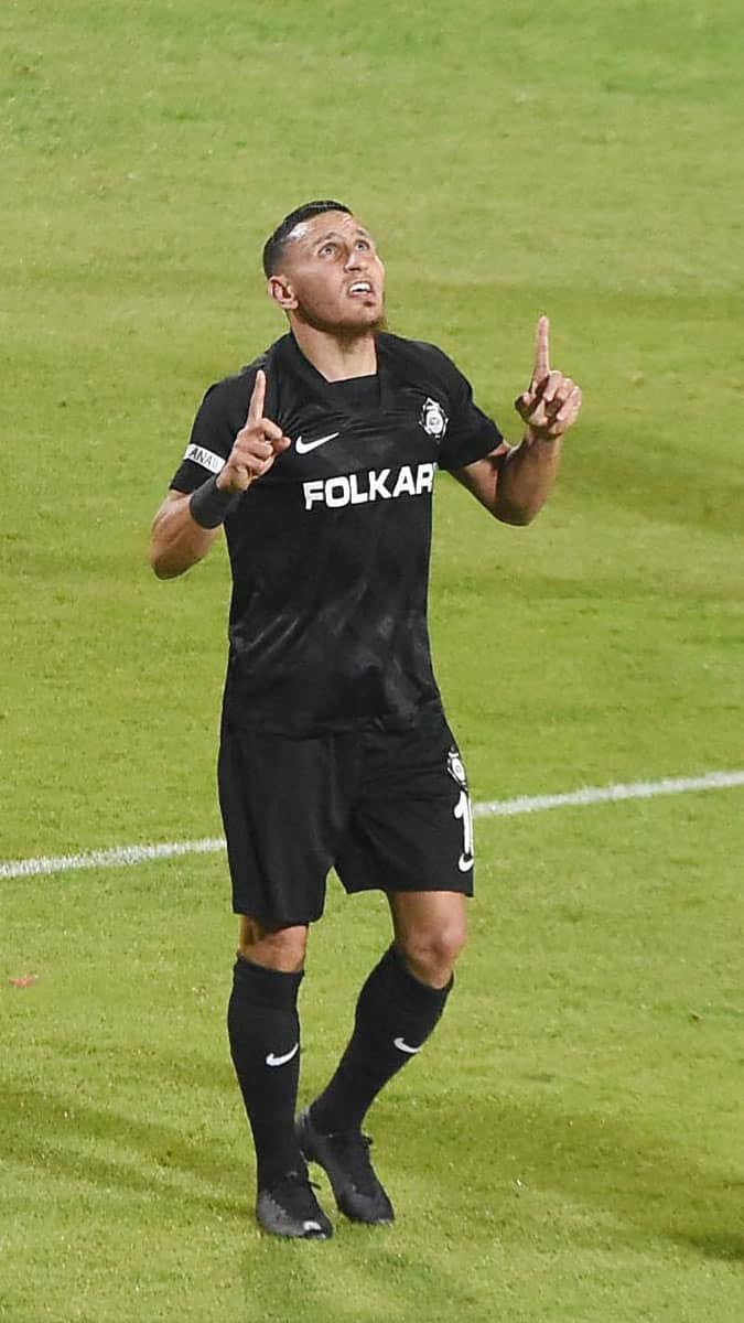 Adrien Regattin performansıyla yüz güldürüyor