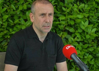 Bordo mavili takımla ilk antrenman