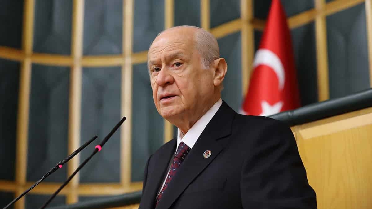 Bahçeli: Türkiye'yi bölünmeye götürecek bir anayasanın varlığı kâbus dolu bir hayaldir