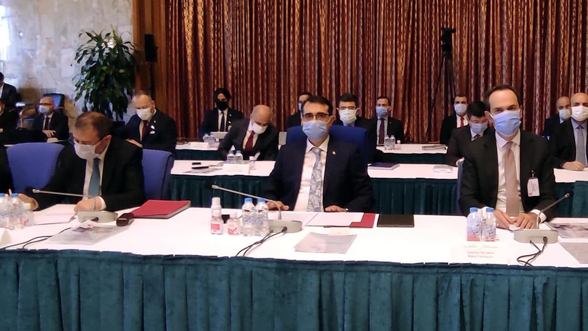 Bakan Dönmez: Yıllık 10 milyar metreküp Azerbaycan gazı Avrupa'ya arz edilecek