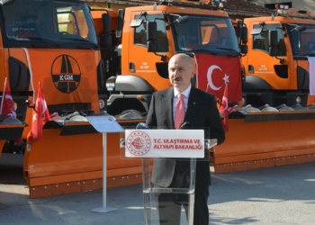 Son 18 yılda kara yollarına 563.4 milyar lira yatırım yapıldı. Ülke genelinde bölünmüş yol uzunluğunu 6 bin 100 kilometreden 27 bin 700 kilometrenin üzerine çıkardık.
