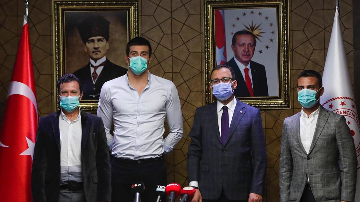 Kasapoğlu, Emre Sakçı'yı kabul etti