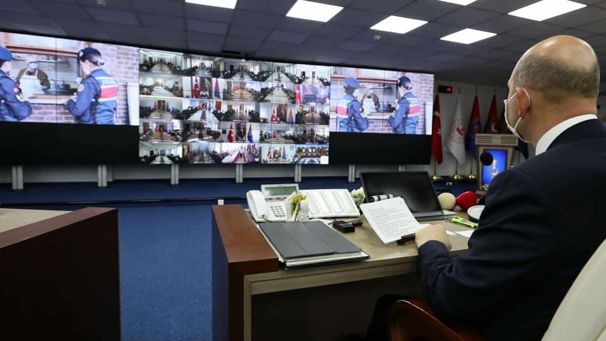 Soylu, Kadına yönelik şiddette hedefimiz 'sıfır' rakamına ulaşmak bunun için neredeyse her gün bir adım atıyoruz dedi.