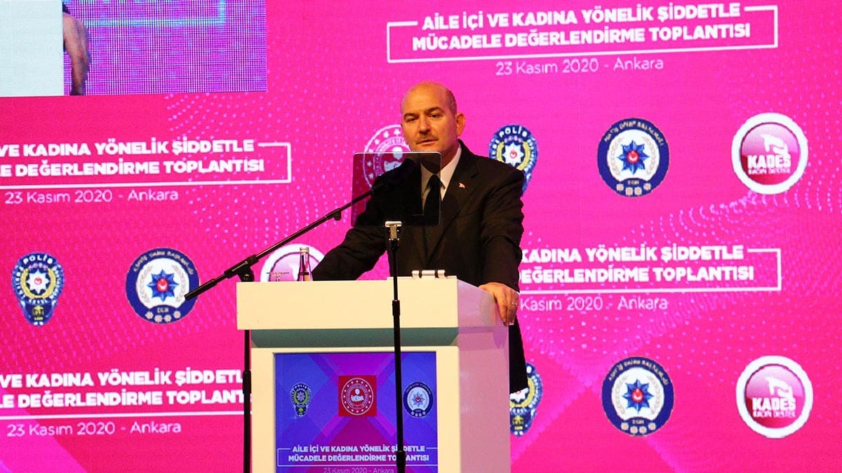 Erkeklere kadına şiddet uyarısı: Kendinize gelin