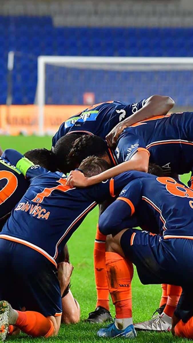 Başakşehir kritik galibiyetler aldı