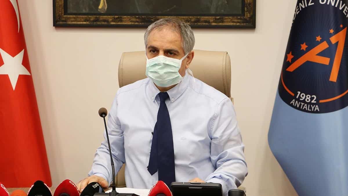 Böcek 64 gün sonra yoğun bakımdan çıktı