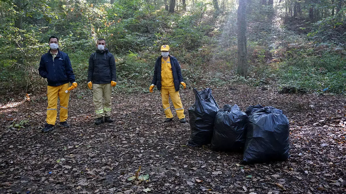 Belgrad ormanı'ndan 22 ton çöp toplandı