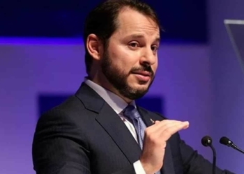 Bakan Berat Albayrak istifa etti