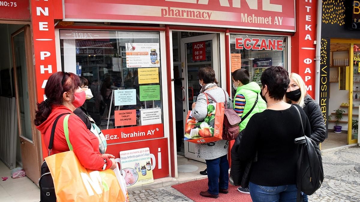 Eczanelere akın edip aspirin almaya başladılar