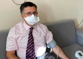 Aşıların çok zararlı olduğunu yaymaya çalışan kişiler var