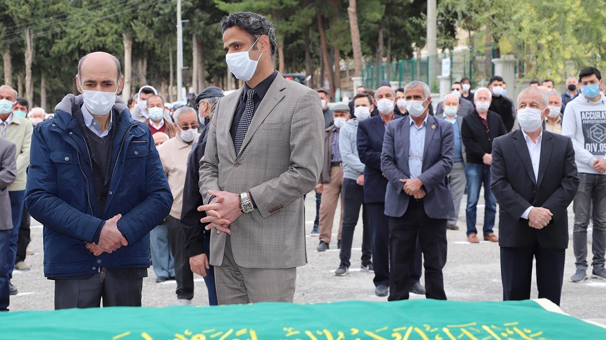 Seda Dinçer gözyaşları içinde toprağa verildi