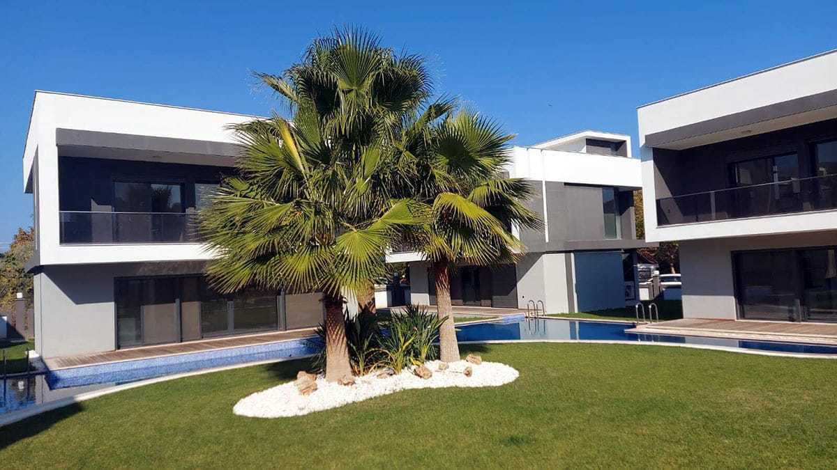 Bizlere, kendi bütçelerine göre ev soruyorlar. Vatandaşlar kendi bütçelerine uygun şekilde az katlı yapıları talep eder oldu.