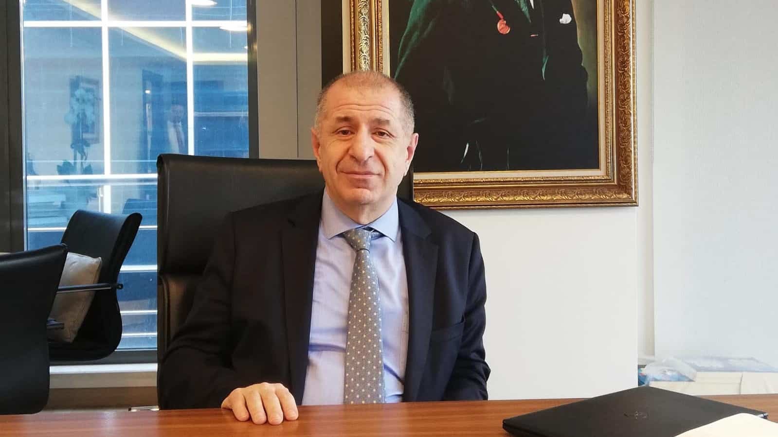 İYİ Parti İstanbul İl Başkanı Buğra Kavuncu'ya yönelik suçlamaları nedeniyle Disiplin Kurulu'na sevk edilen İYİ Parti İstanbul Milletvekili Ümit Özdağ'dan savunması istendi.