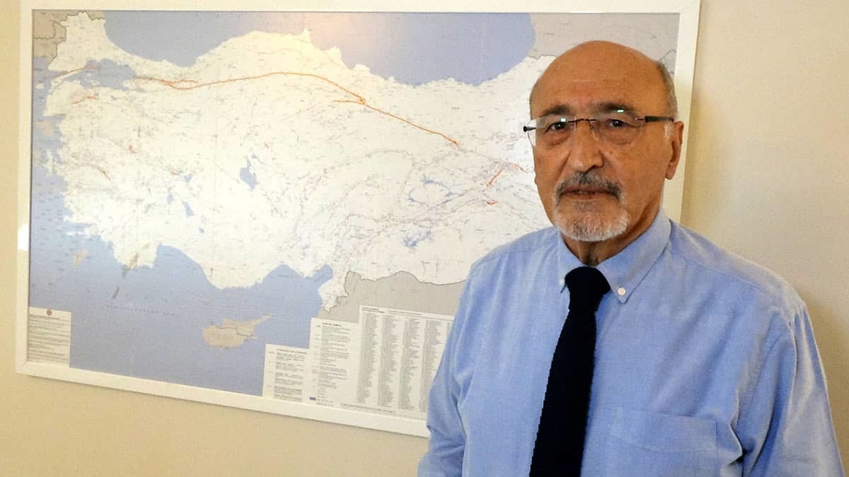 Doğu Karadeniz'in 3'üncü deprem riski bölgesine çekilmesinin ardından bölgede dolgu alanları ve yumuşak zeminlerin yanı sıra heyelanlı alanlar daha da riskli hale geldi.