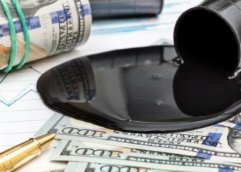 ABD seçim sonuçları beklenirken Dolar 8.50 TL, petrol ise yüzde 2.0 dolayında yükseldi.