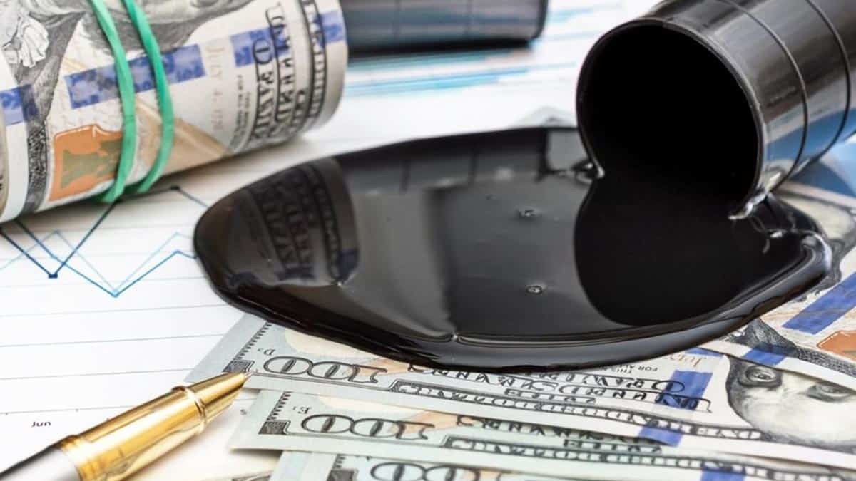 ABD seçim sonuçları beklenirken Dolar 8.50 TL, petrol ise yüzde 2.0 dolayında yükseldi.