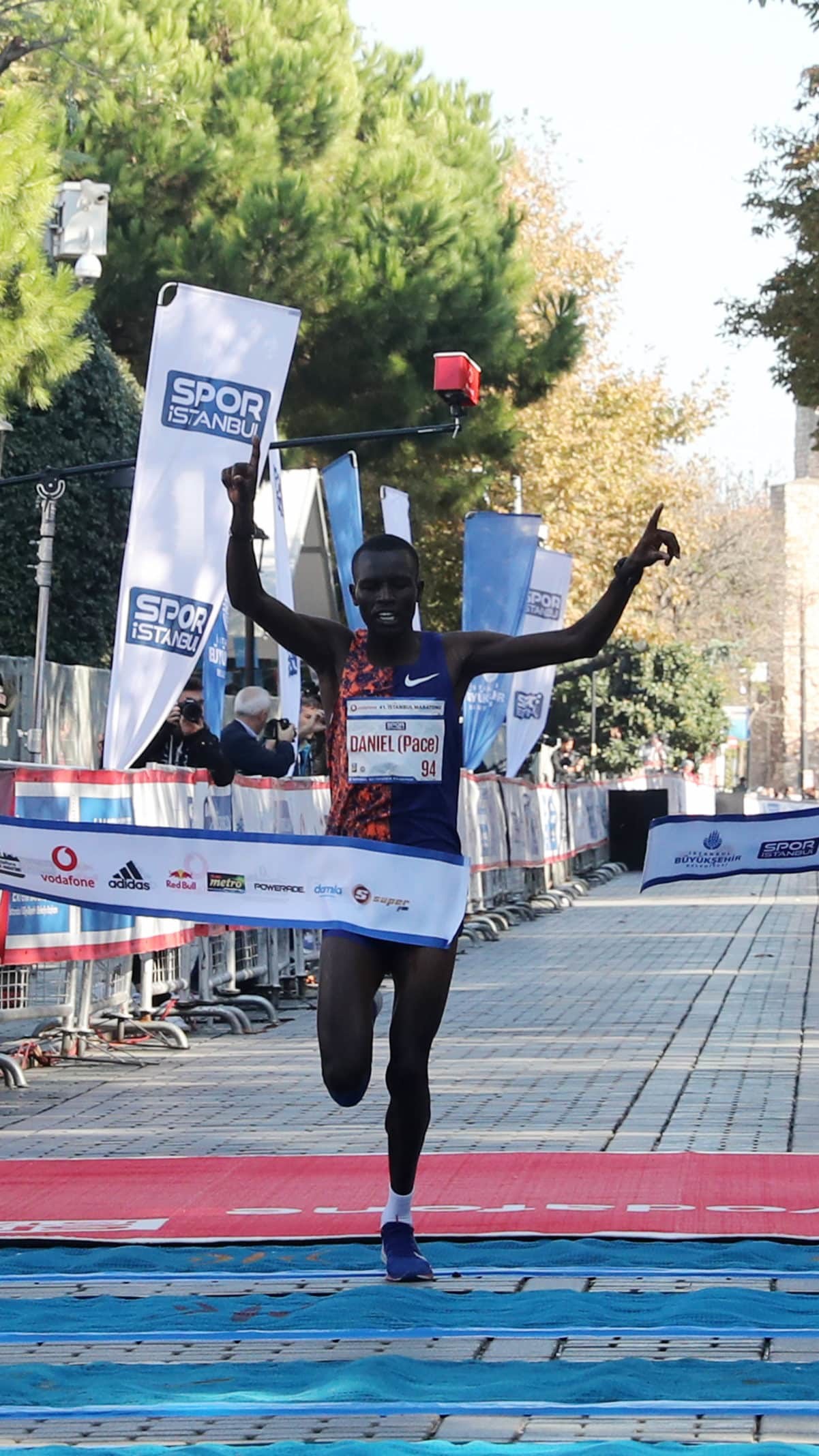 İlk kez Avrupa'dan Asya'ya koşularak geçilecek