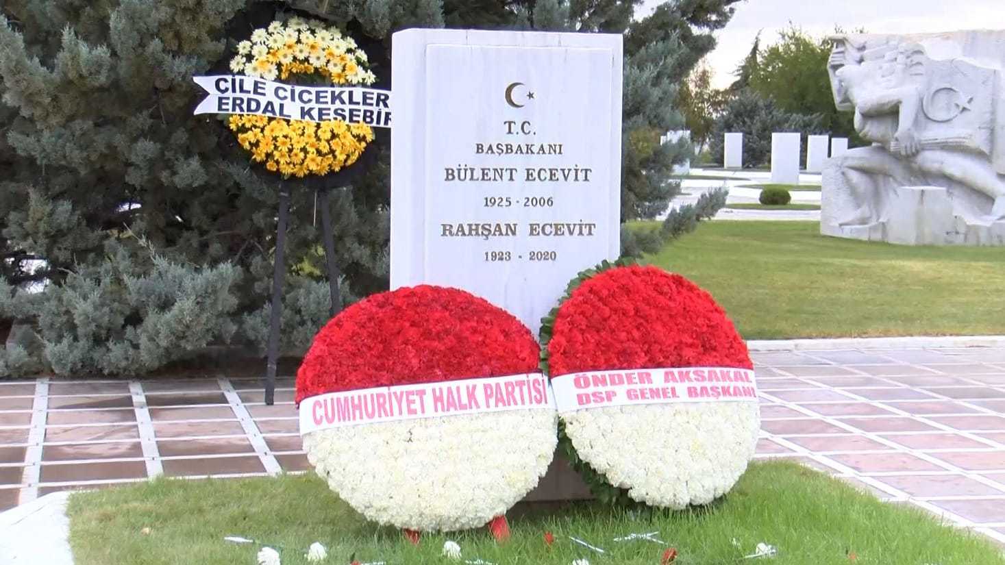 Ecevit ölümünün 14'üncü yılında anıldı
