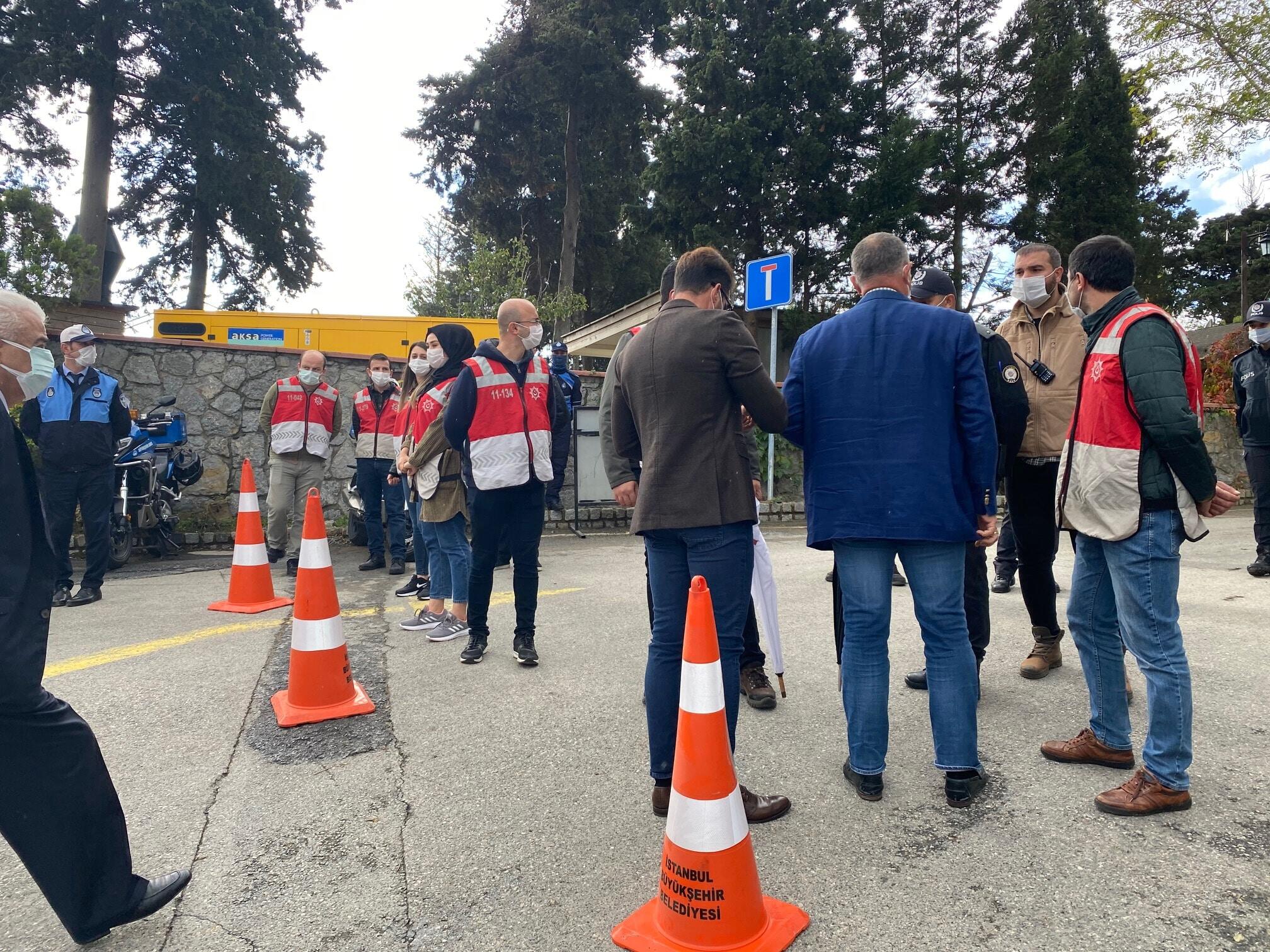 Eski Başbakanlardan Mesut Yılmaz son yolculuğuna uğurlandı. Cenaze törenine Cumhurbaşkanı Recep Tayyip Erdoğan da katıldı.