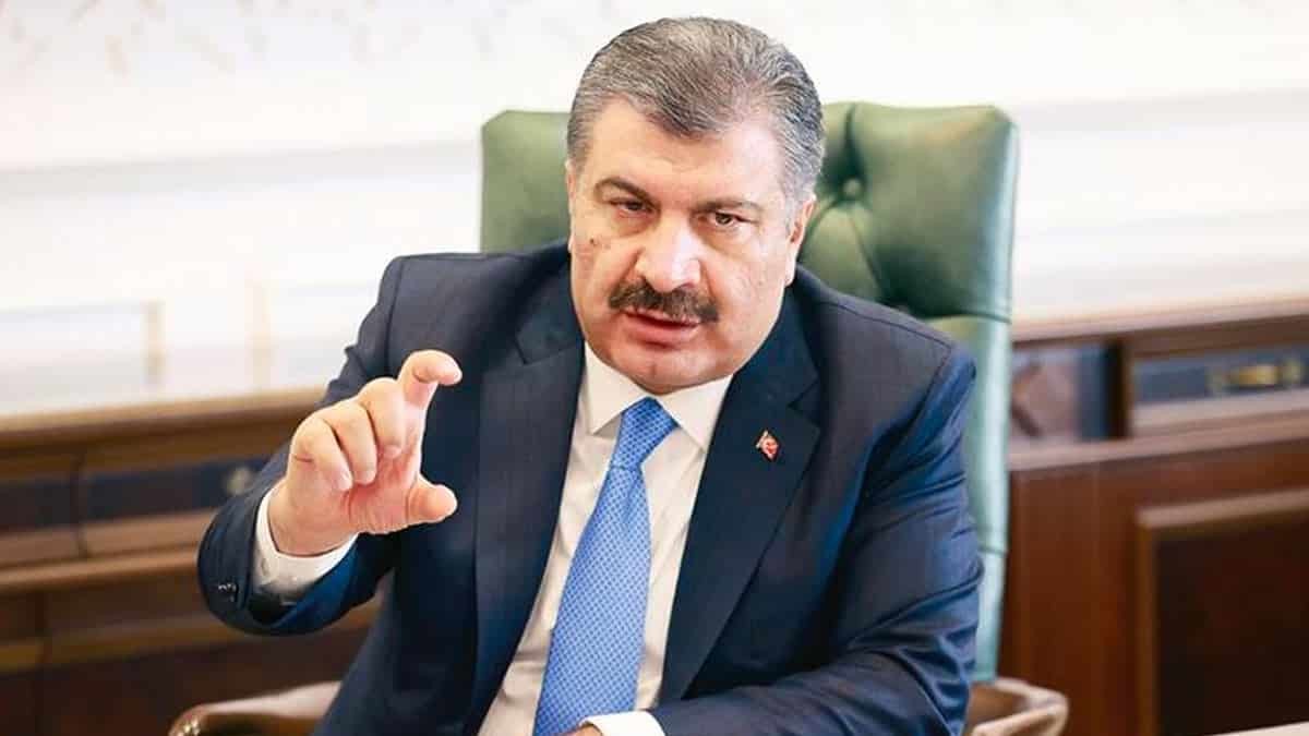 Evimizin dışında, başkalarıyla olduğumuz her yerde maskemizi kuralına uygun şekilde takalım. Sabrınız için sağ olun