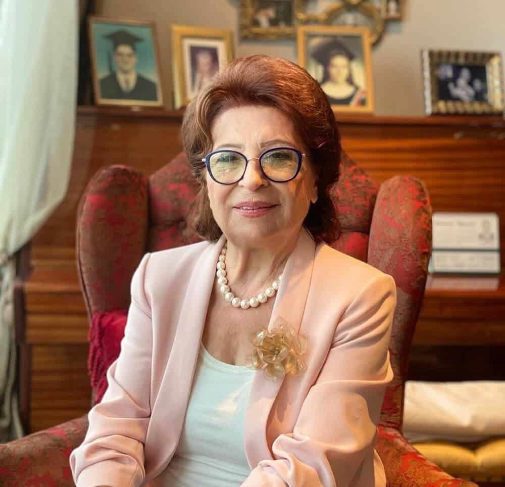 Bir psikiyatri uzmanına gittiniz… Bunların aranızda sır olarak kalacağından emindiniz ama öyle olmadı. Doktorunuz sırlarınızı milyonlarla paylaşırsa