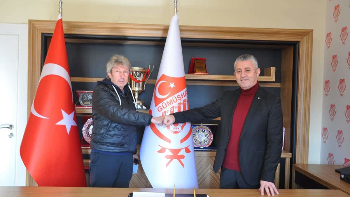 Teknik direktör Bülent Demirkanlı ise Gümüşhanespor’un başarısı için mücadele edeceklerini söyledi.