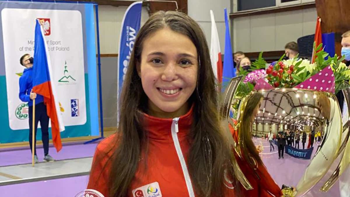 Altın madalya kazanarak Avrupa Şampiyonu oldu