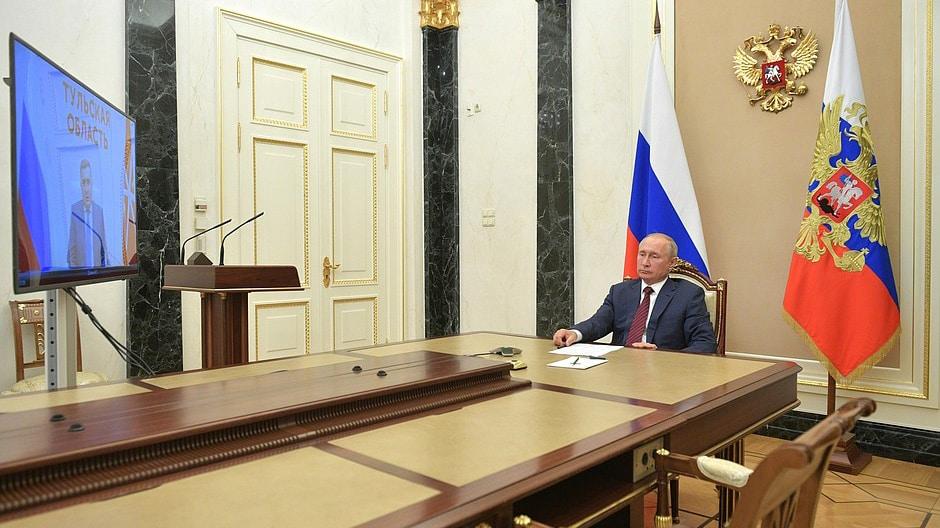 Putin Ocak ayında görevi bırakacak