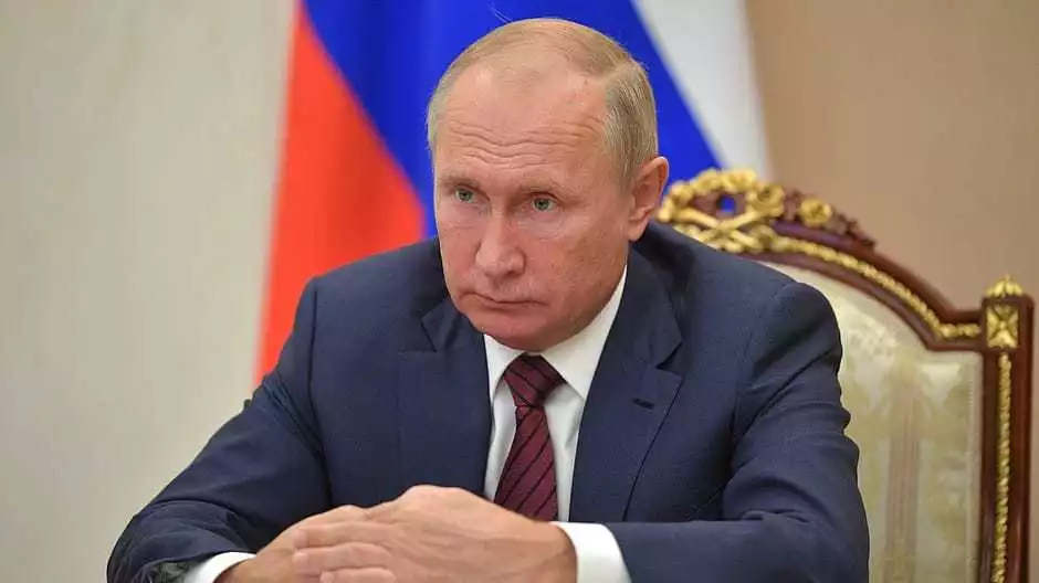 Putin ocak ayında görevi bırakacak
