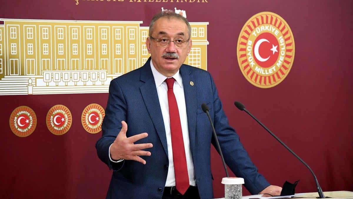 İYİ Parti Grup Başkanı İsmail Tatlıoğlu, "Zamanında konuşulmayan dil bize rehberlik etmez" dedi.