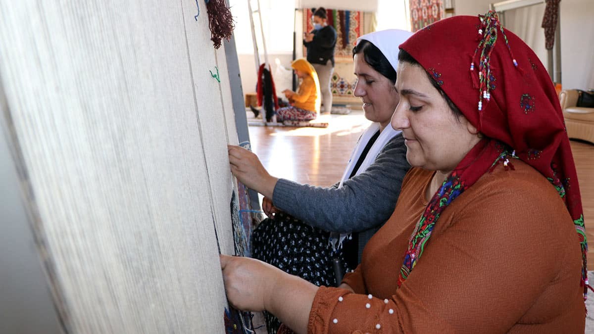 Van kilimleri Avrupa ülkelerine pazarlanıyor