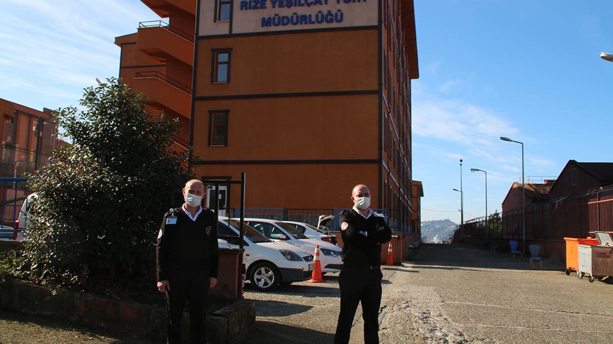 Denetimler sırasında 'Ekmek almaya gittim, tarlaya indim, bankaya gittim, haberim yoktu' mazeretleri üretenler, karantinadan çıkınca kurallara daha çok dikkat ederek, tedbirli davranacaklarını belirtti.