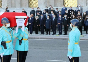 Kılıçdaroğlu İlhami Çetin'in cenaze törenine katıldı