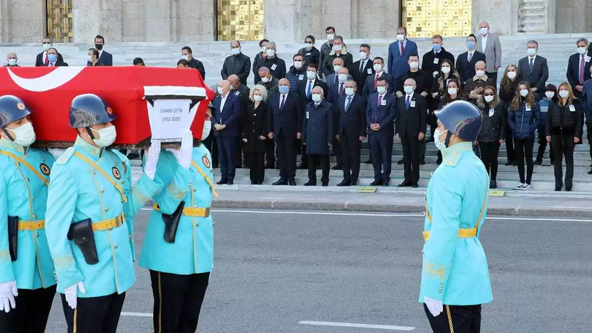 Kılıçdaroğlu i̇lhami çetin'in cenaze törenine katıldı