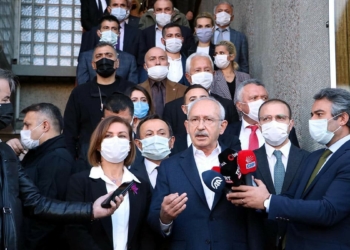Bir partinin genel başkanı mafya liderine sahip çıktı