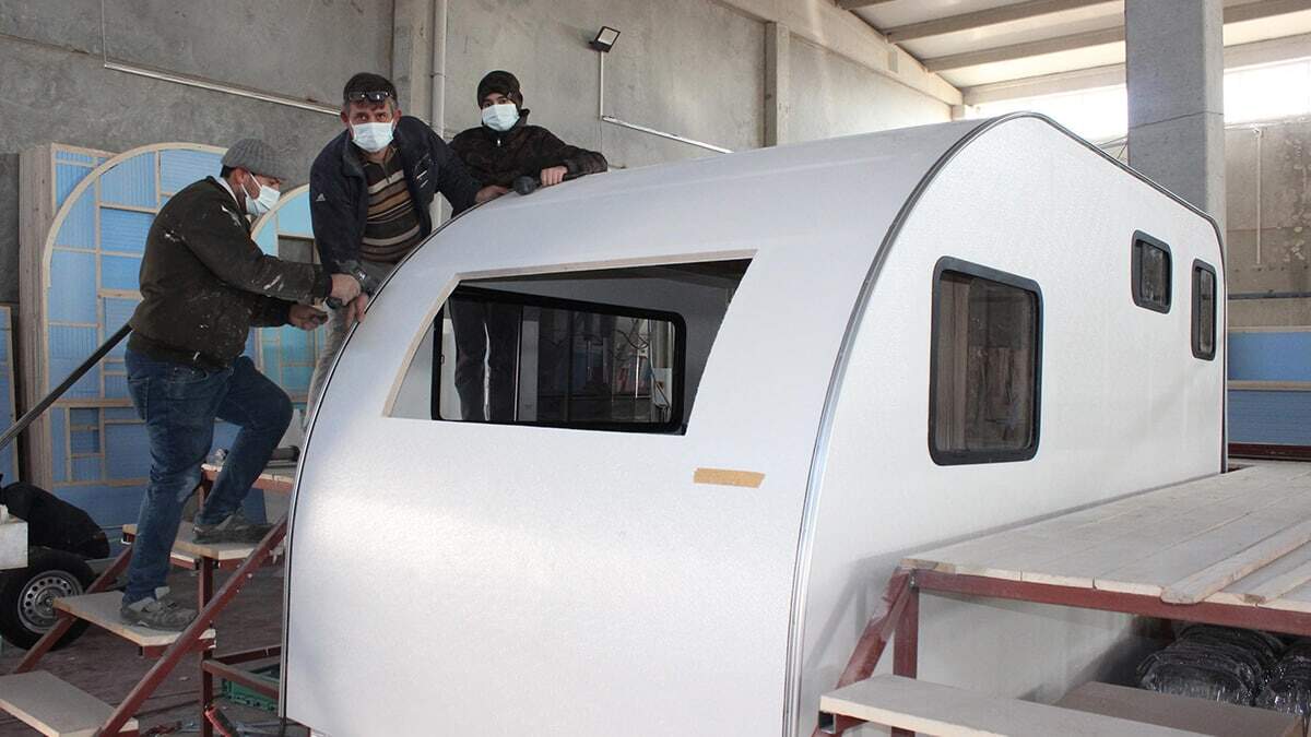 Koronavirüs salgını çekme karavana ilgiyi artırırken, satışların yüzde 100 yükselmesini sağladı.