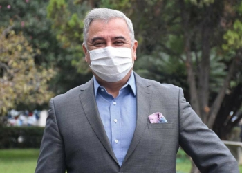 Koronavirüs hastasıyla aynı evde yaşayanlar dikkat