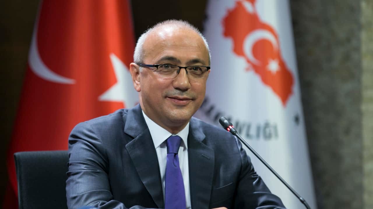 Albayrak'ın yerine Lütfi Elvan atandı