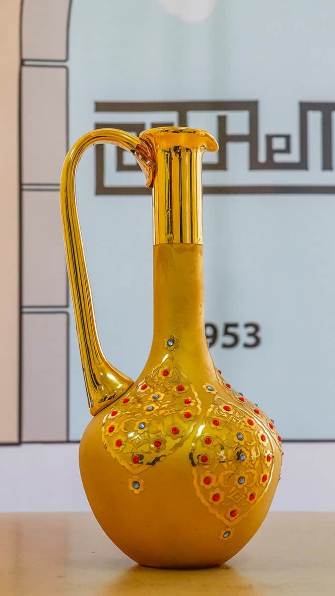 24 ayar cam tabak bardak ve vazolar ilgi görüyor