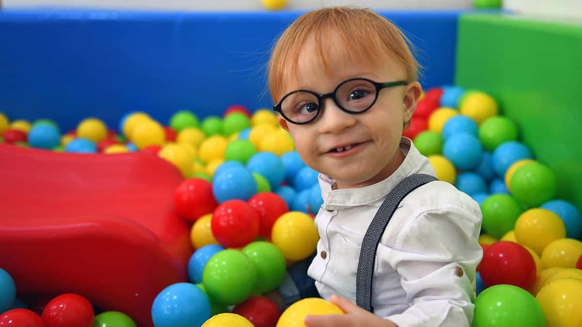 Mehmet Akif yürümeye ve konuşmaya başladı