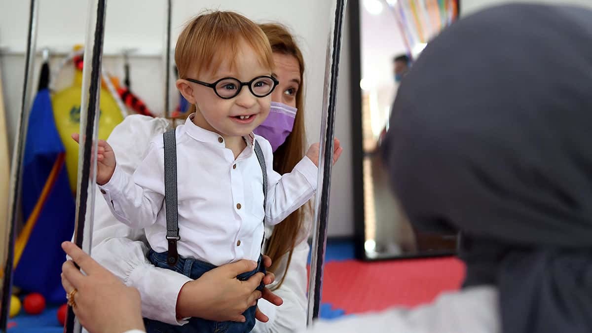 Mehmet Akif yürümeye ve konuşmaya başladı